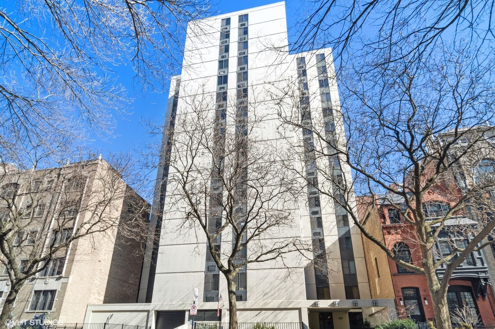 Property Photo:  1339 North Dearborn Street 11C  IL 60610 