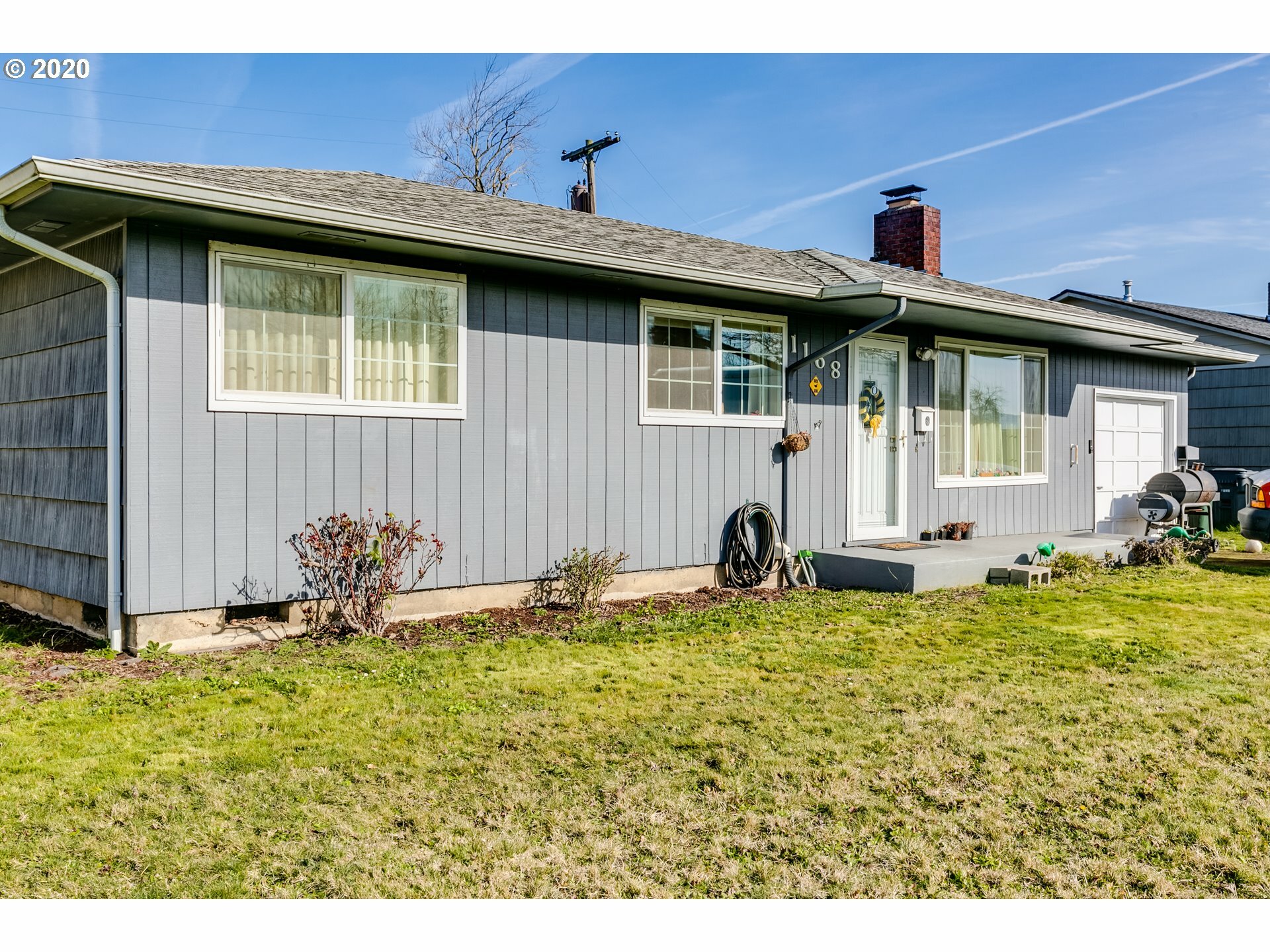 Property Photo: 1168 Pleasant St OR 97477