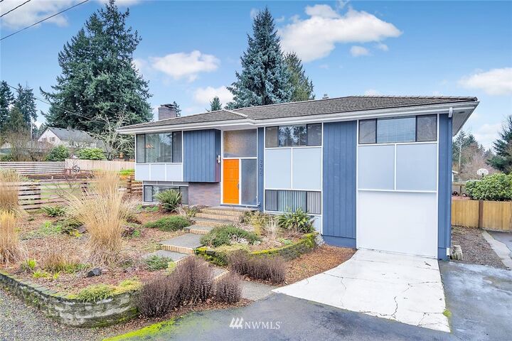 Property Photo:  9905 S 232nd Street  WA 98031 