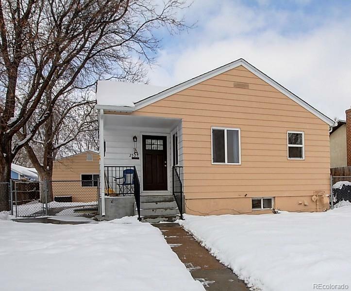 Property Photo:  2525 Ingalls Street  CO 80214 