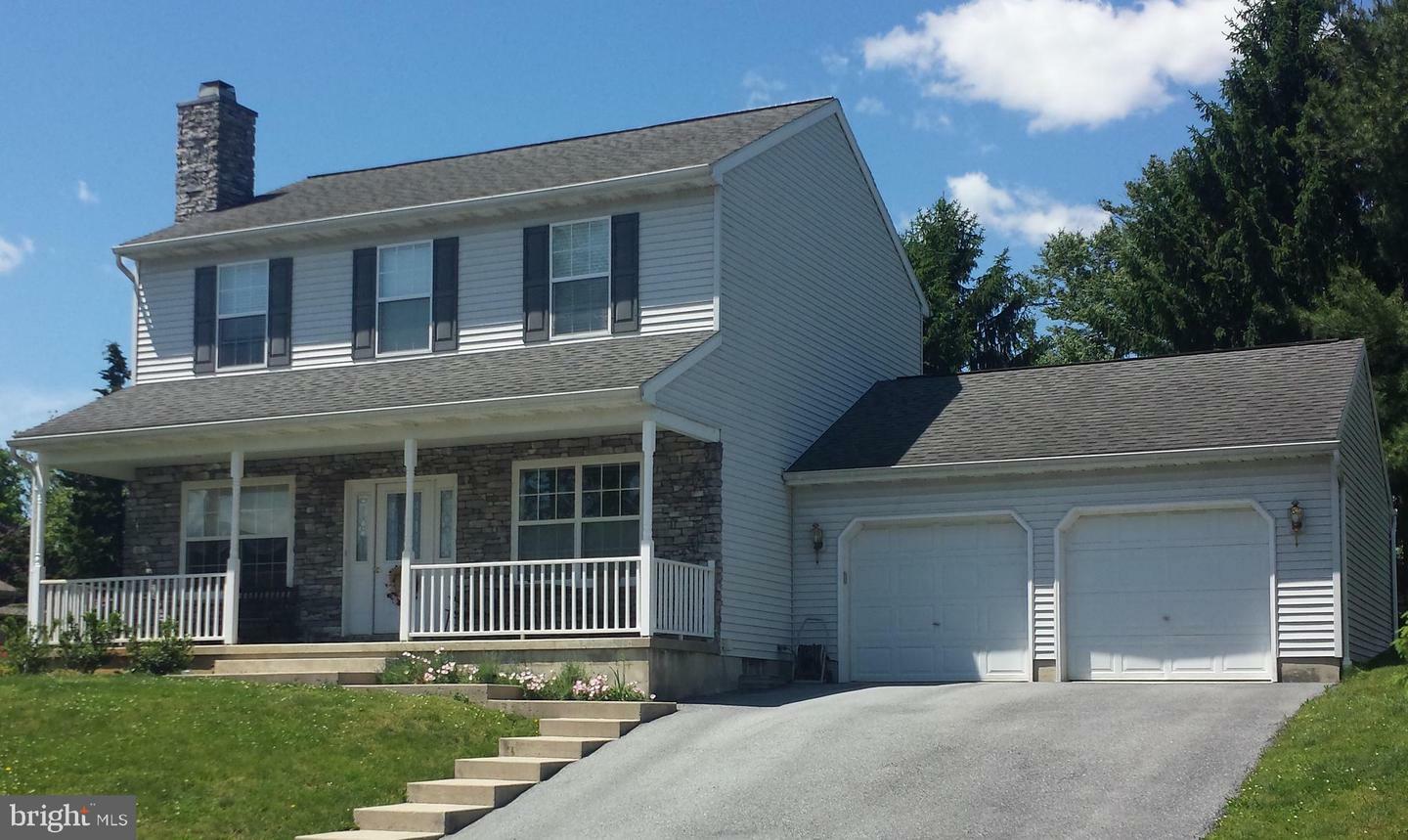 Property Photo:  1415 Todd Court  PA 17003 