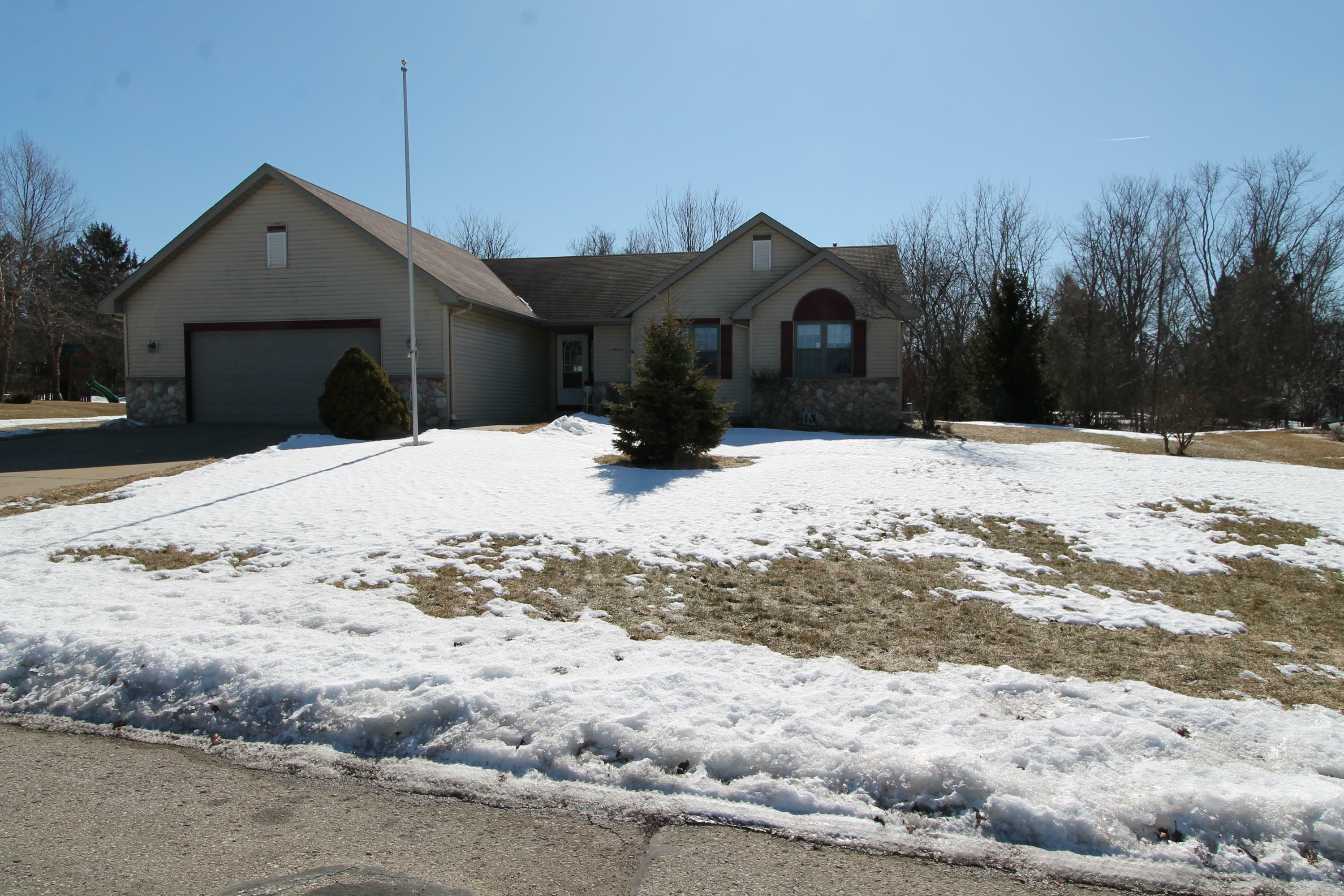 Property Photo:  6005 Greenway Ln  WI 53406 