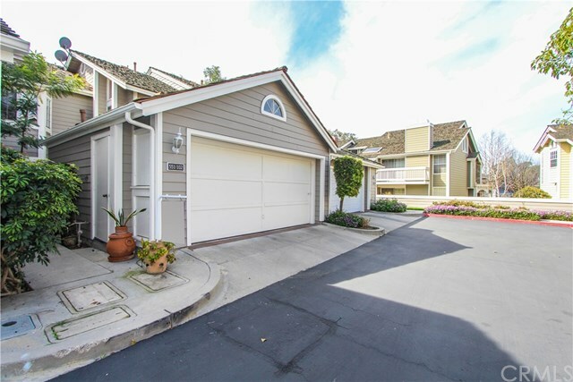 Property Photo: 551 Pittsfield Court 102 CA 90803