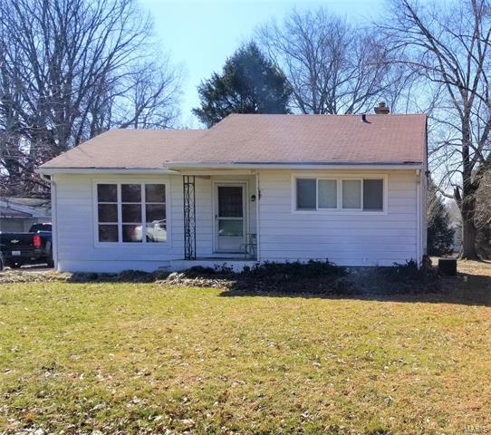 Property Photo: 6108 West C Street 62223