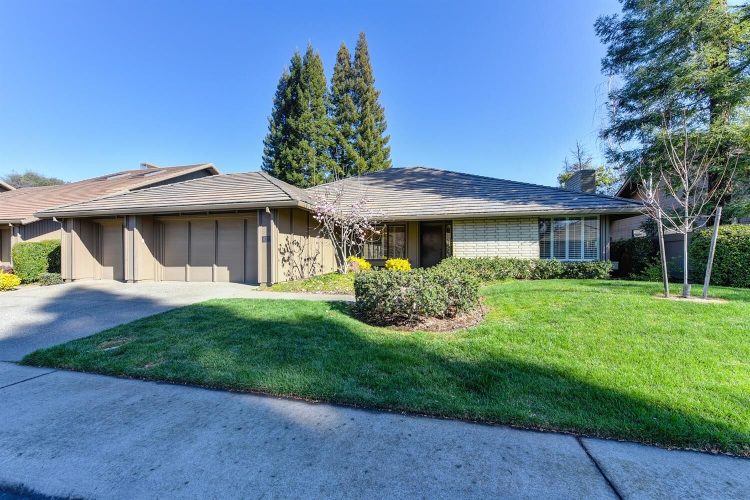 Property Photo: 11720 Melones Circle CA 95670