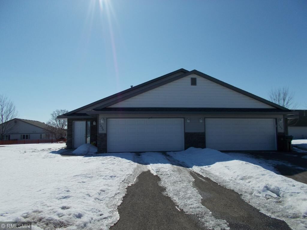 Property Photo: 1204 Hidden Lane WI 54017