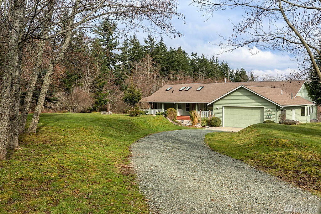 Property Photo:  375 Coddington Rd  WA 98239 