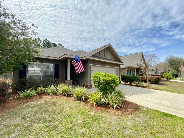 Property Photo: 50 Whispering Lake Drive FL 32459