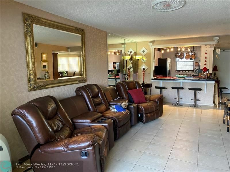 1891 SW 81 Avenue 302  North Lauderdale FL 33068 photo