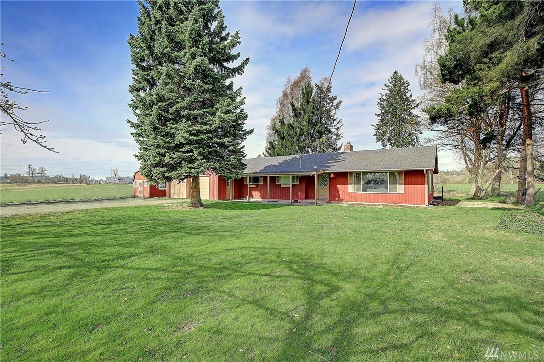 Property Photo:  2831 204th St NE  WA 98223 