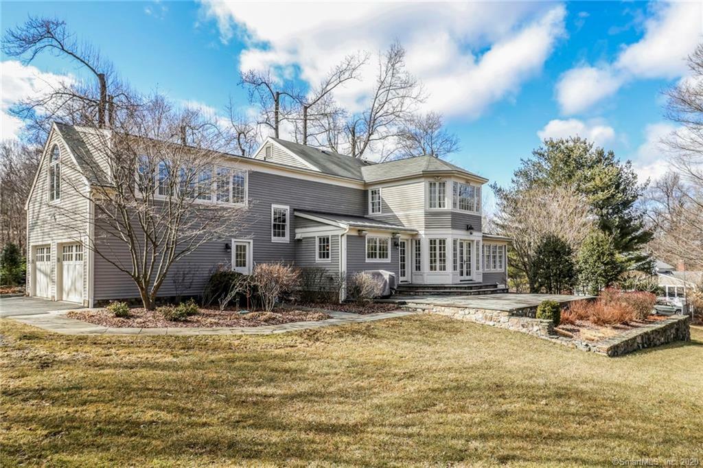 Property Photo: 20 Lyndenwood Drive CT 06804