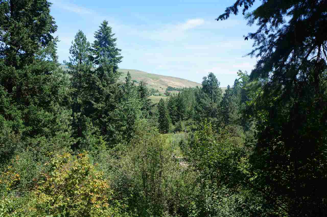 Property Photo:  25xxb Bridgeman Rettinger Rd  WA 99141 