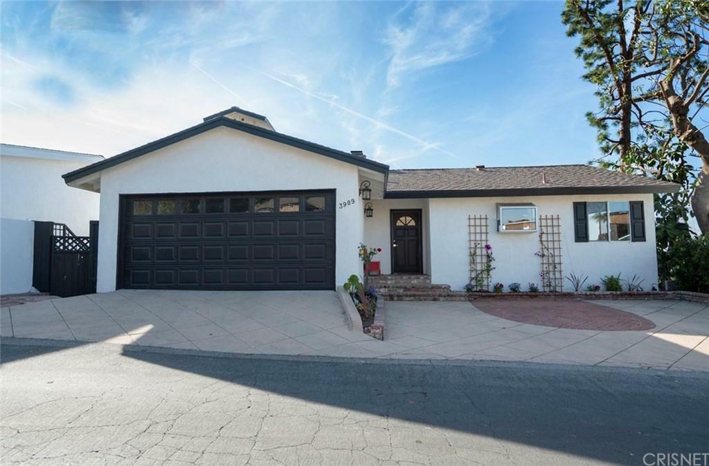 Property Photo:  3909 Glenridge Drive  CA 91423 