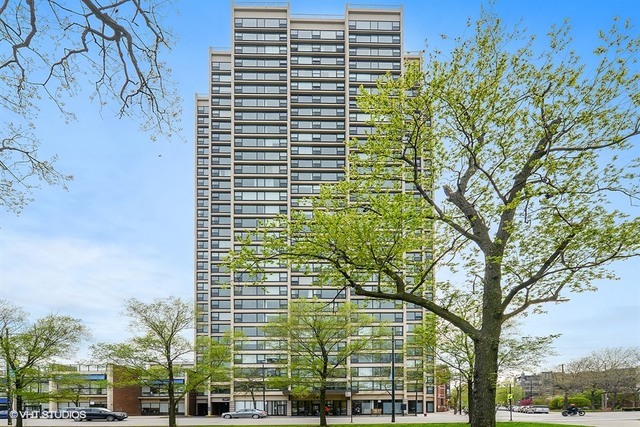 Property Photo: 1850 North Clark Street 605 IL 60614
