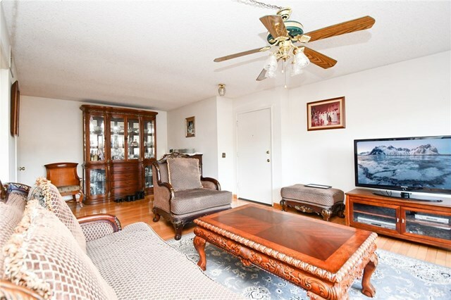 Property Photo:  8601 Sunland Boulevard 61  CA 91352 