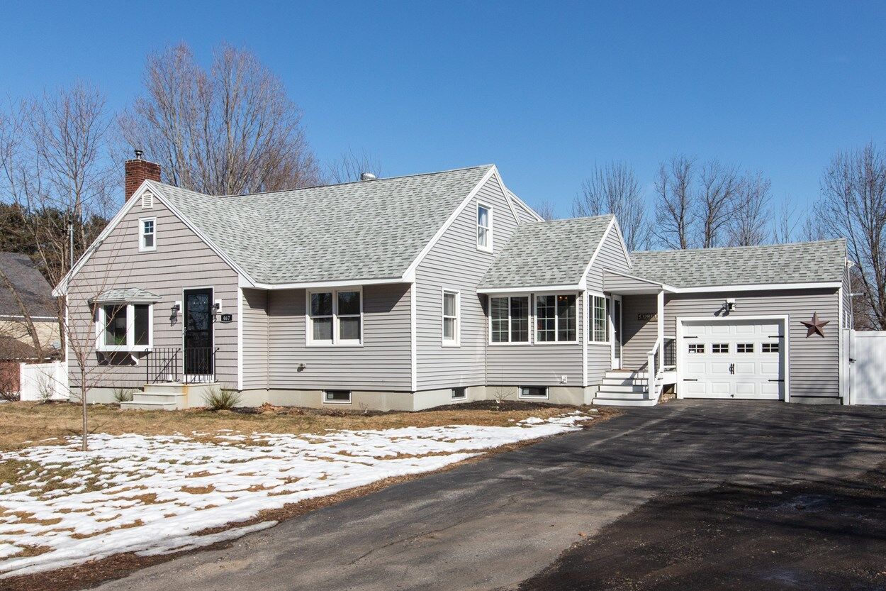 Property Photo: 467 Main Street NH 03841