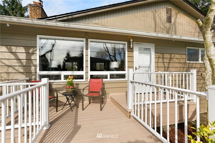 Property Photo:  5722 NE 197th Street  WA 98028