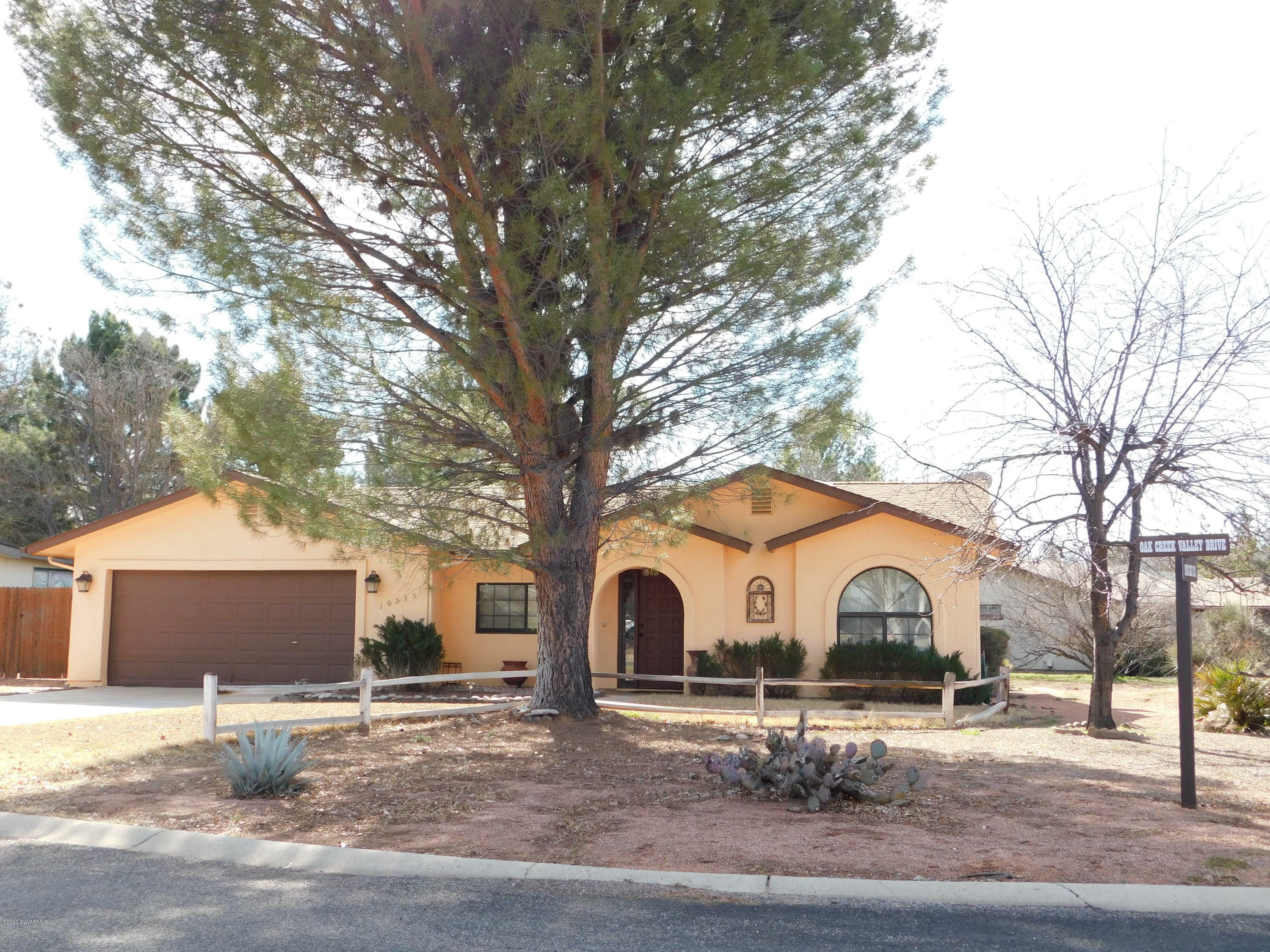 10535 E Oak Creek Valley Drive  Cornville AZ 86325 photo