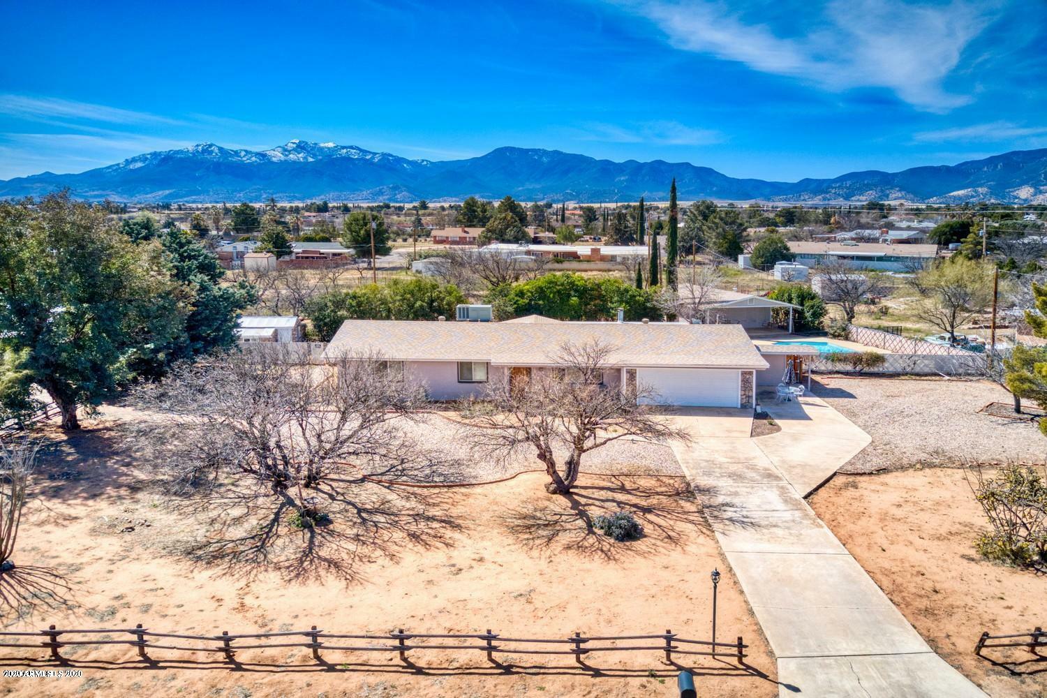 Property Photo: 2616 Oriole Drive AZ 85635