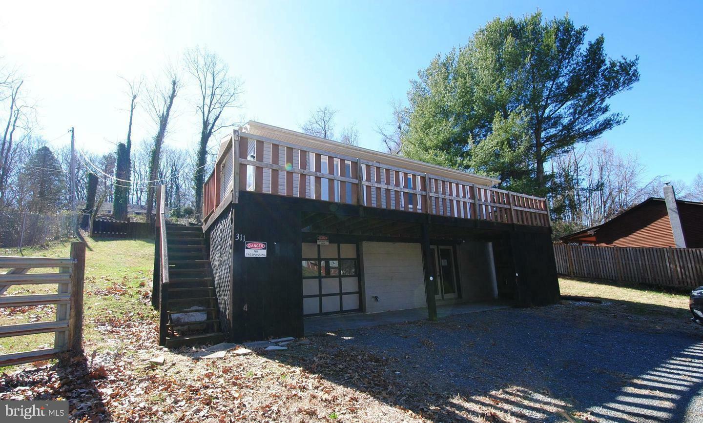 Property Photo:  311 Brown Avenue  VA 22630 