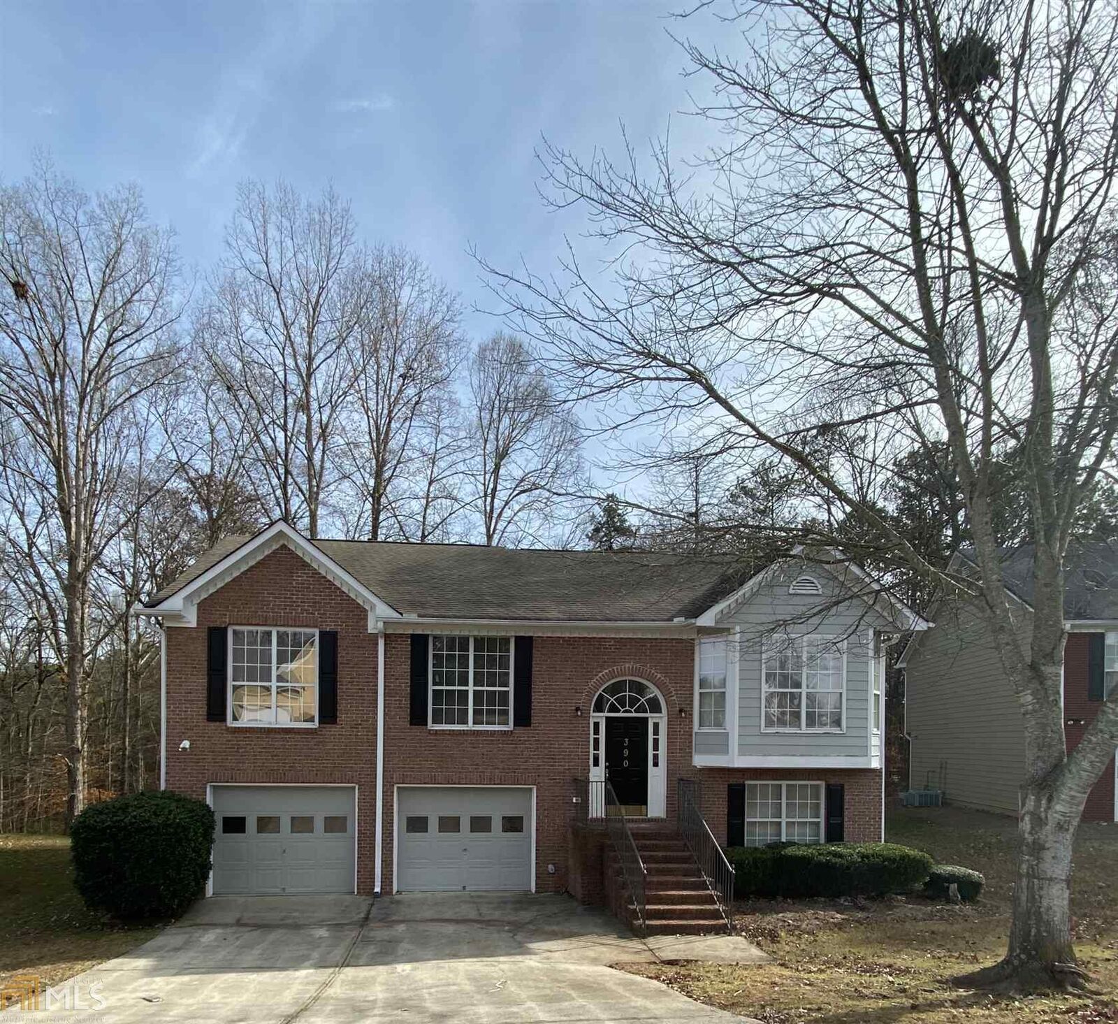 Property Photo:  390 Oak Vista Court  GA 30044 