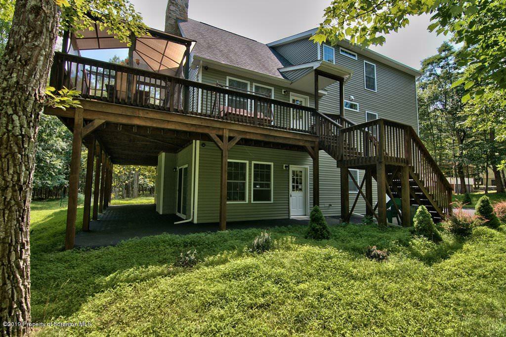 Property Photo:  160 Westwood Drive  PA 18328 