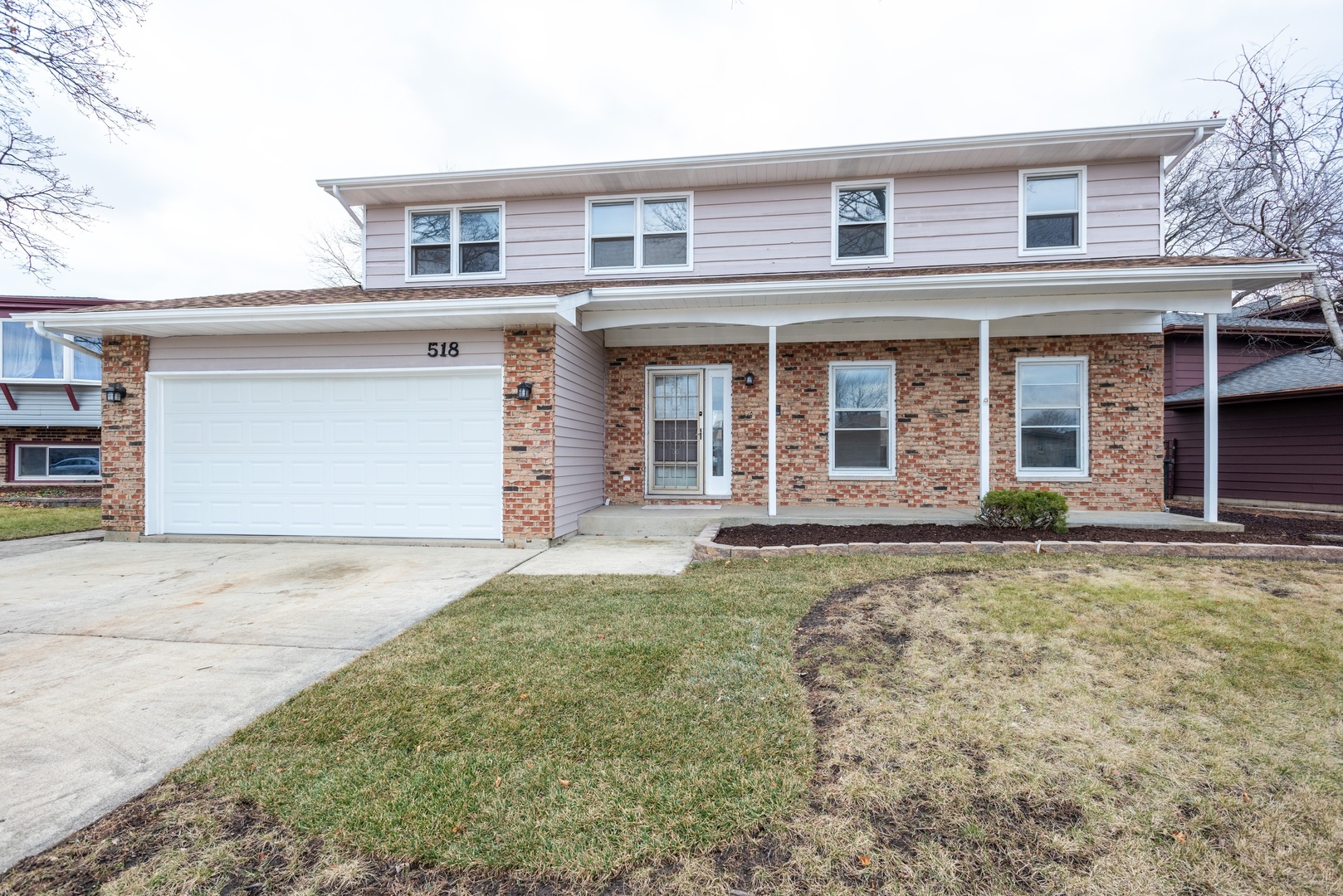 Property Photo: 518 Flint Trail IL 60188