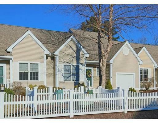 Property Photo: 9 Sandstone Rd 9 MA 01886