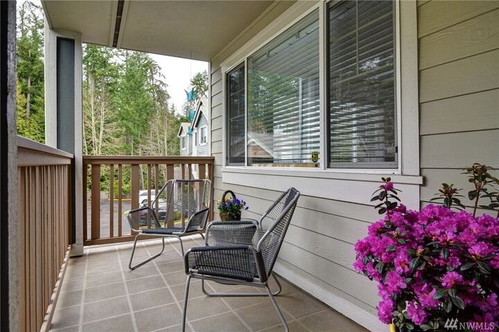 Property Photo: 4114 248th Court SE 84 WA 98029