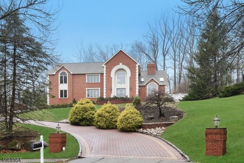 Property Photo: 3 Devonshire Ct NJ 07960