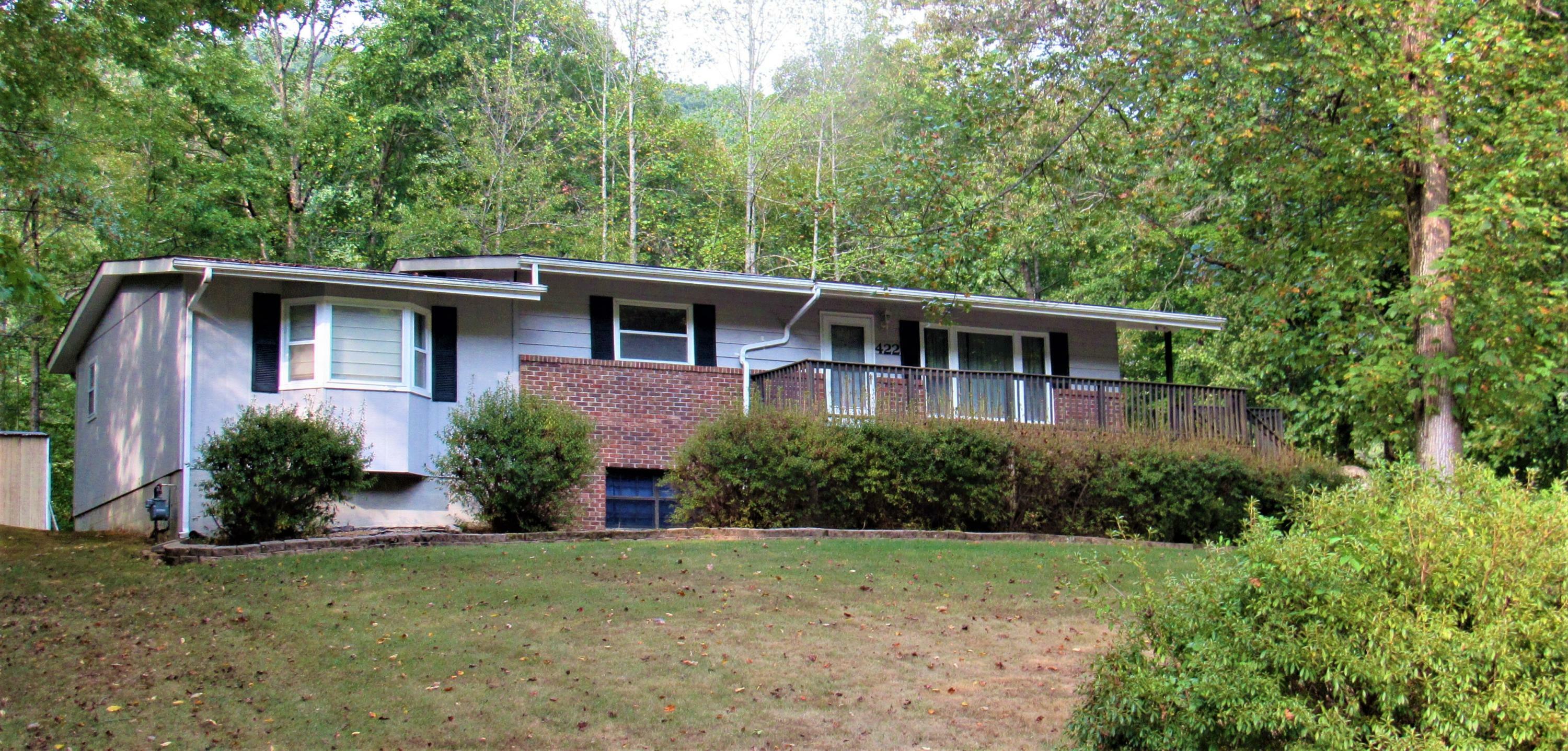 Property Photo:  422 Prince St  TN 37840 