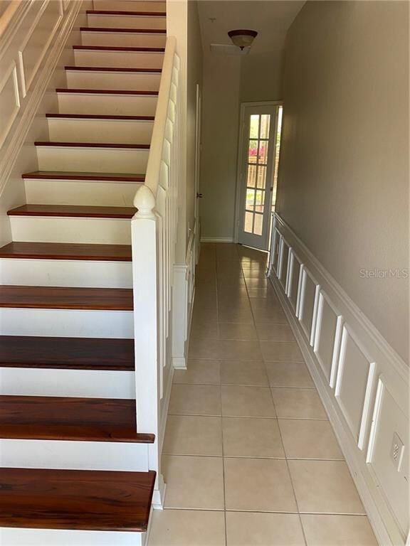 Property Photo: 5631 Gaspar Oaks Drive FL 33611
