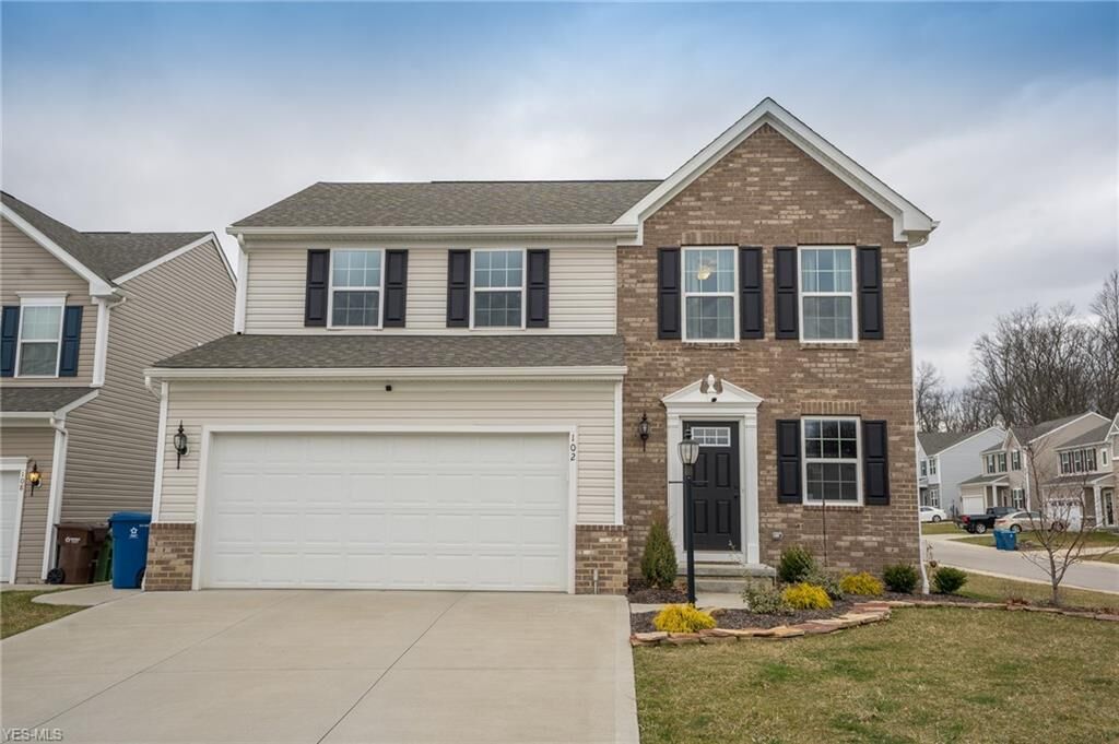 Property Photo: 102 Glenridge Circle OH 44278