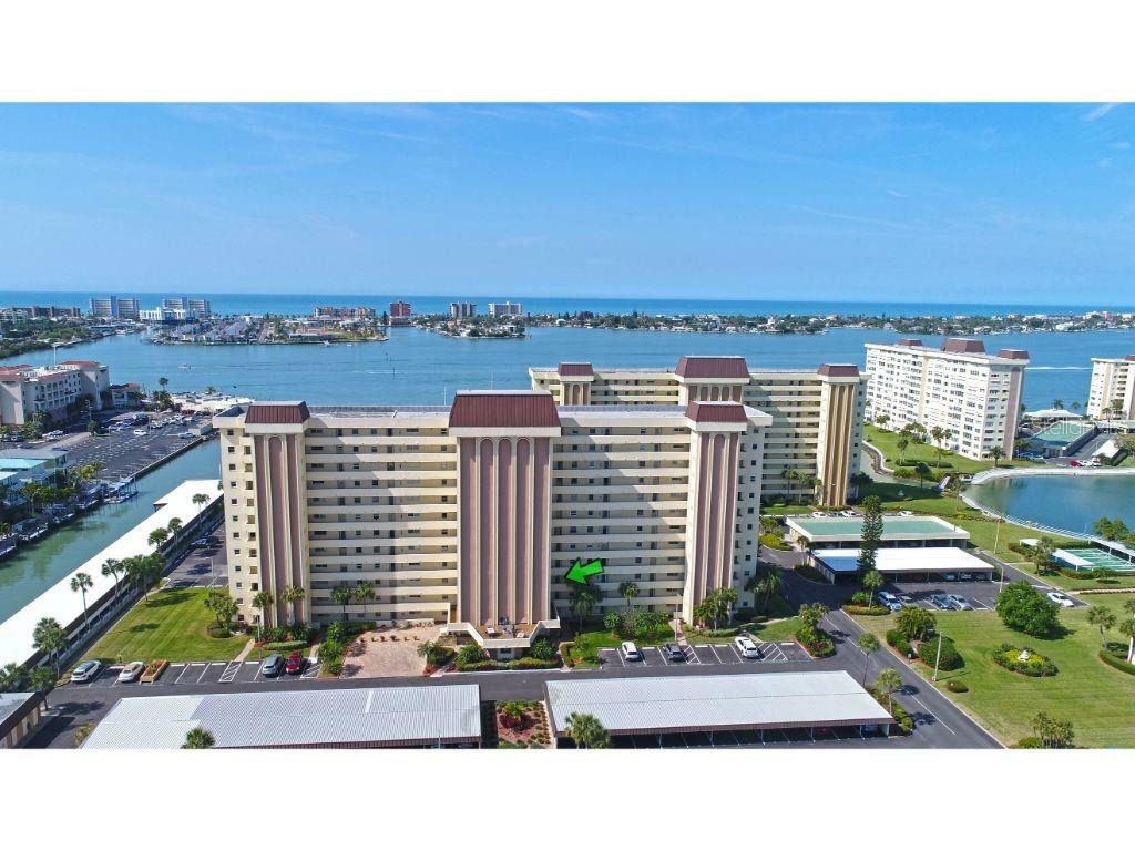 Property Photo: 4550 Cove Circle 306 FL 33708