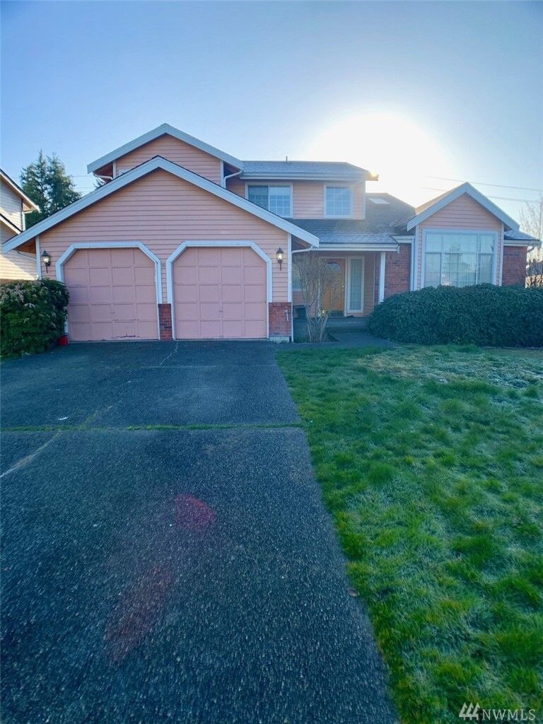Property Photo: 1214 SW 347th Place WA 98023