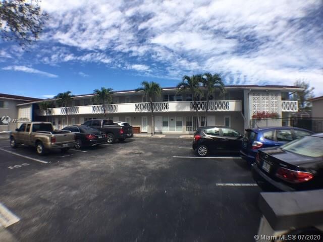 Property Photo:  35 Edgewater Dr 107  FL 33133 