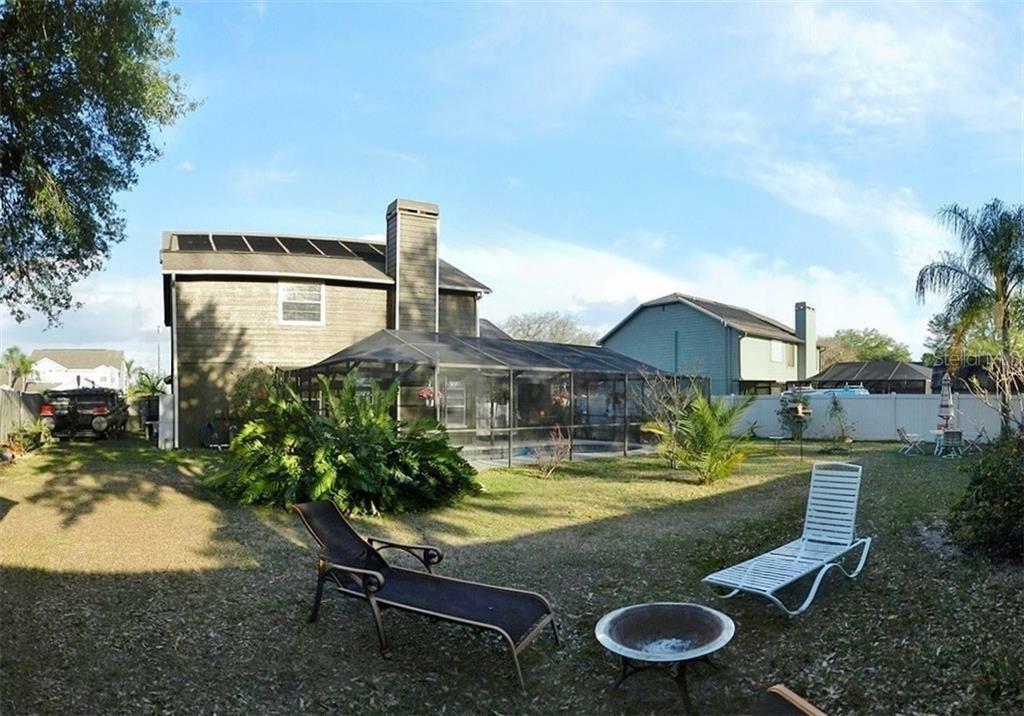 Property Photo:  10225 Rainbridge Drive  FL 33569 