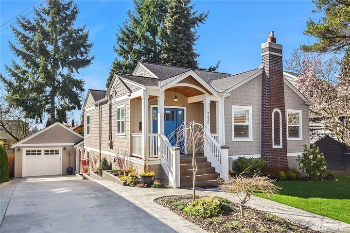 7335  18th Avenue NE  Seattle WA 98115 photo