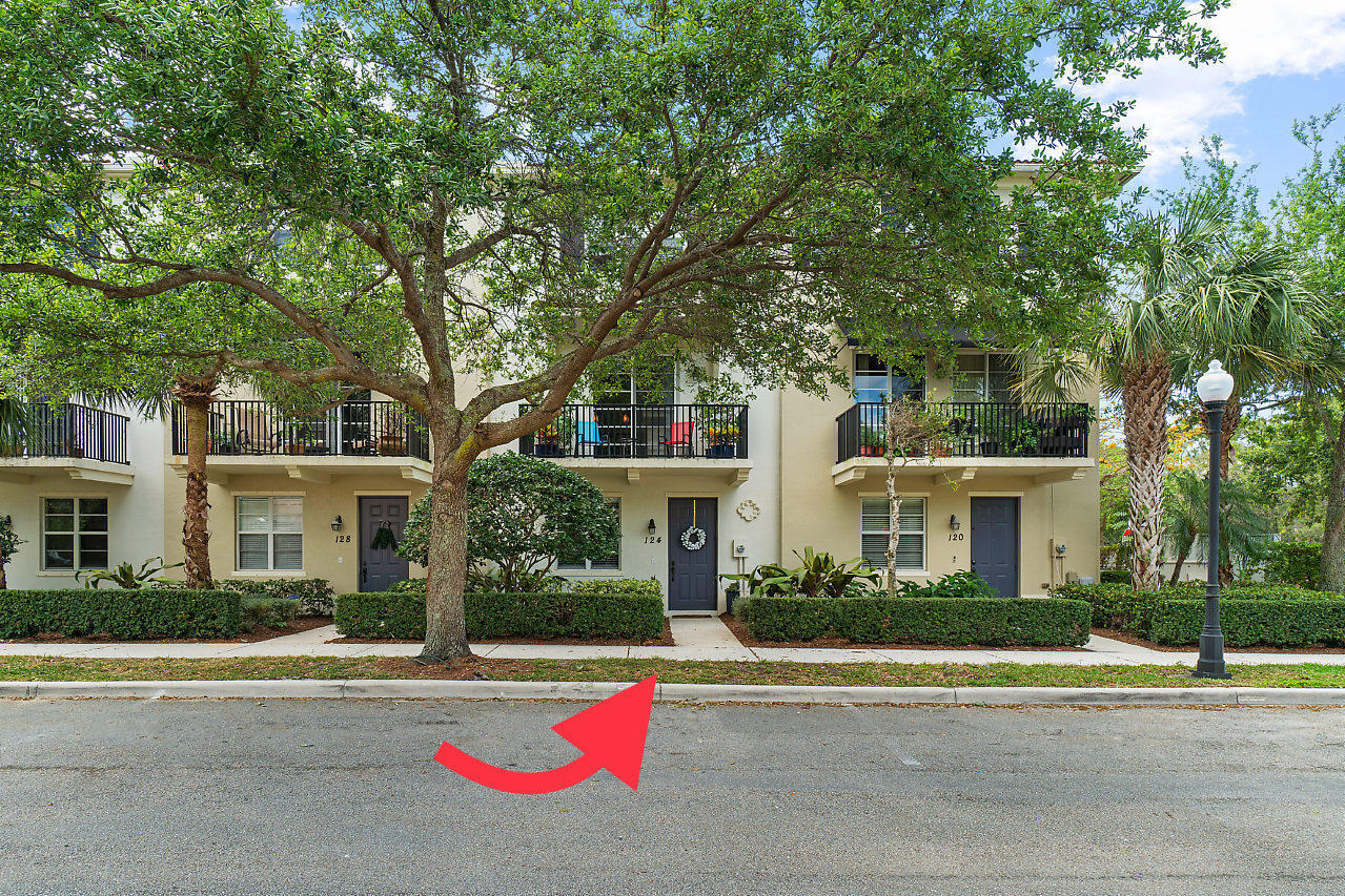 Property Photo: 124 Regions Way FL 33458