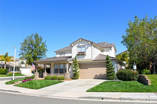 Property Photo:  22049 Iron Horse Place  CA 91390 