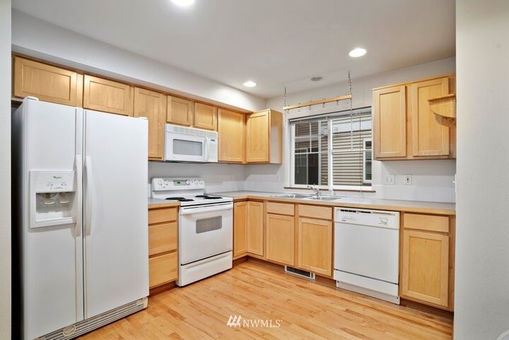 Property Photo: 8521 Midvale Avenue N C WA 98103