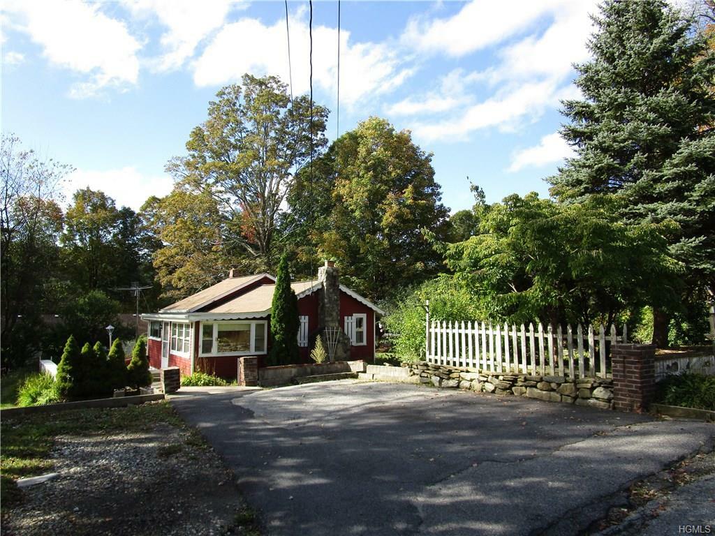 Property Photo:  17 Baldwin Road  NY 10512 