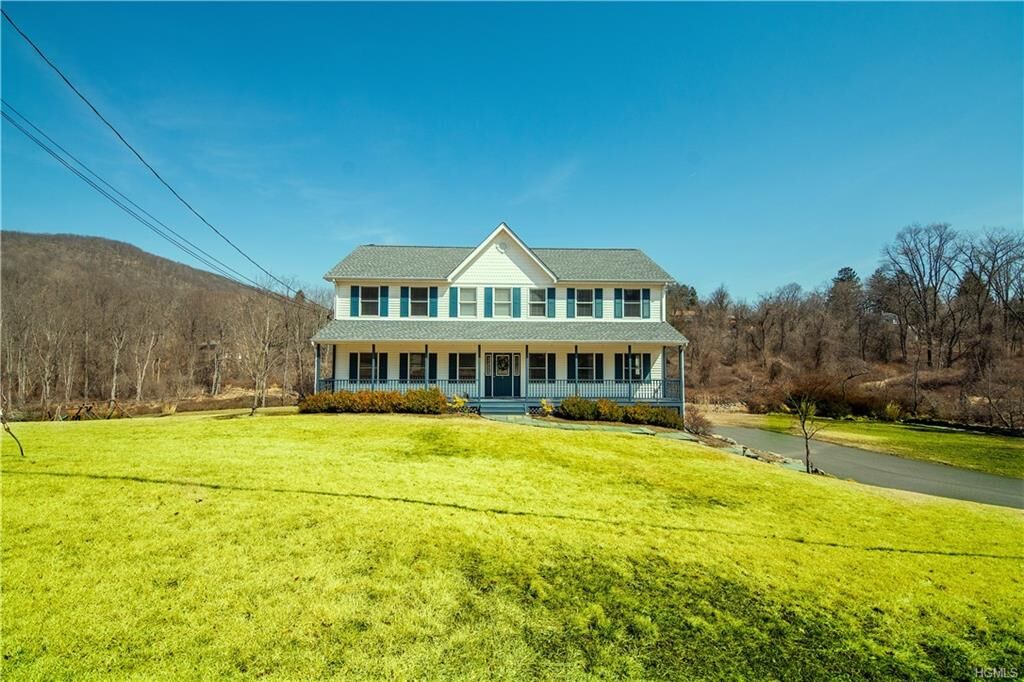 Property Photo: 8 Crestview Drive NY 10986