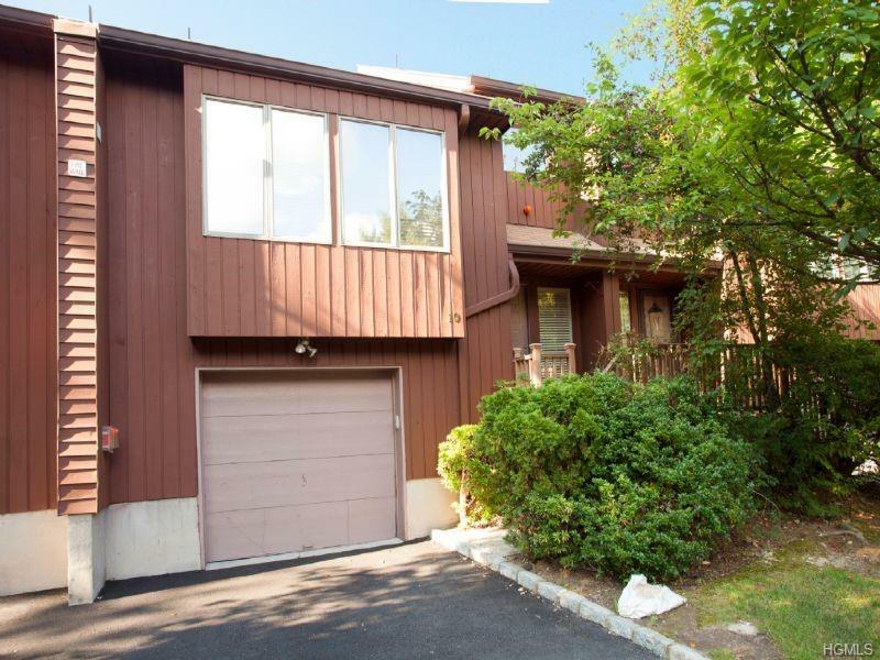 Property Photo:  10 Braemar Court 10  NY 10956 