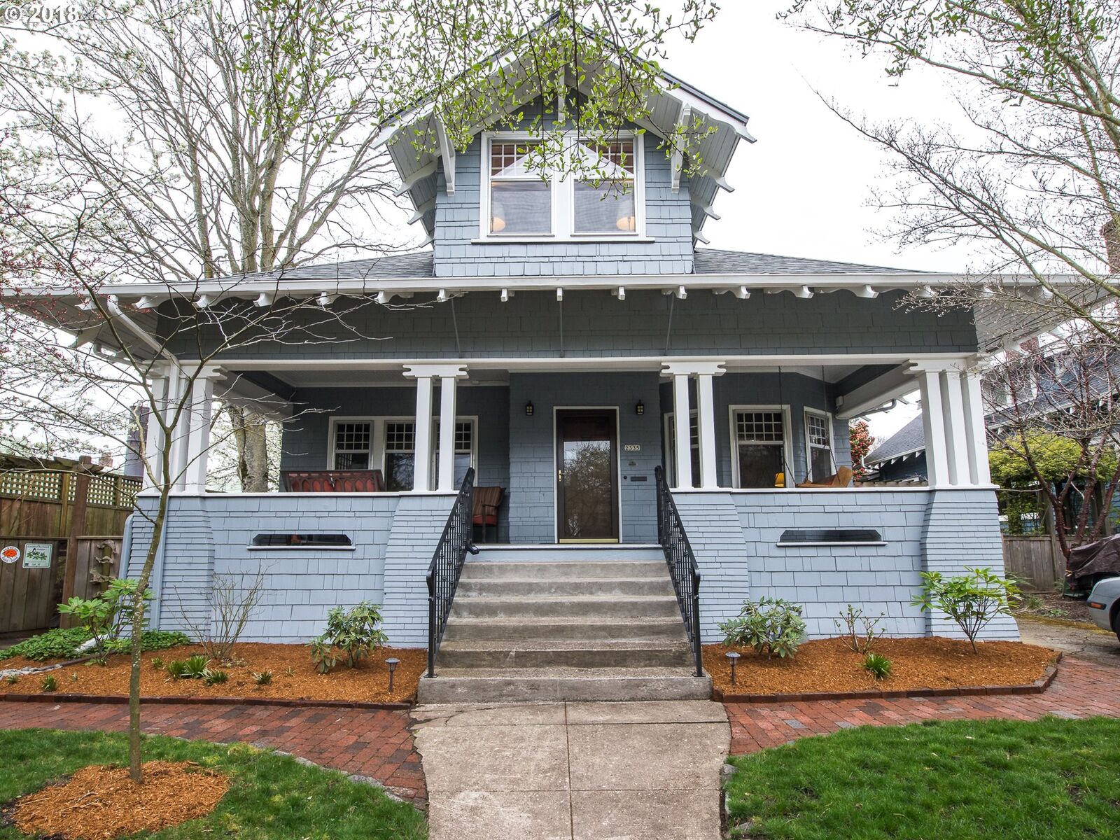 Property Photo:  2335 NE 48th Ave  OR 97213 