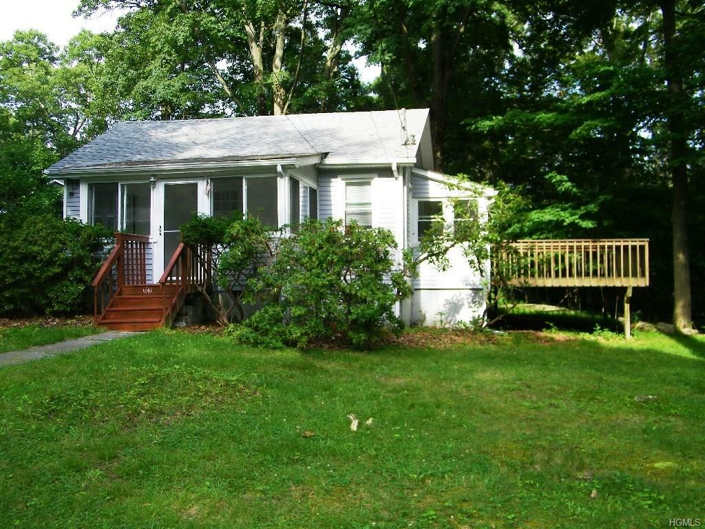 Property Photo:  1641 Mogul Drive 1641  NY 10547 