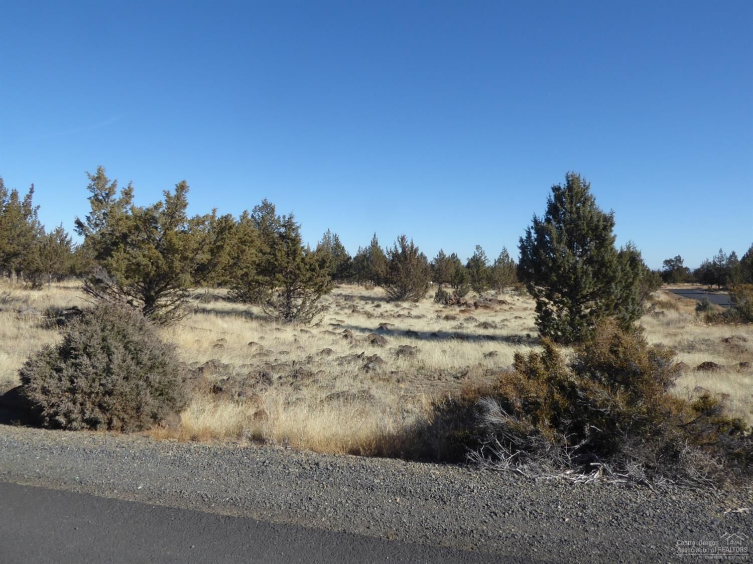 Property Photo: 5709 SW Knoll Drive OR 97734