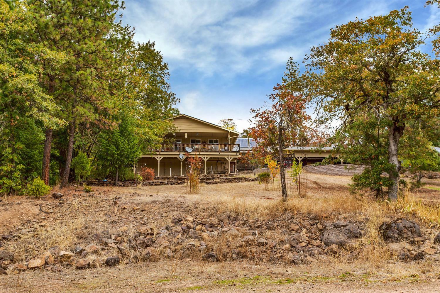 Property Photo:  4225 Indian Creek Road  OR 97539 