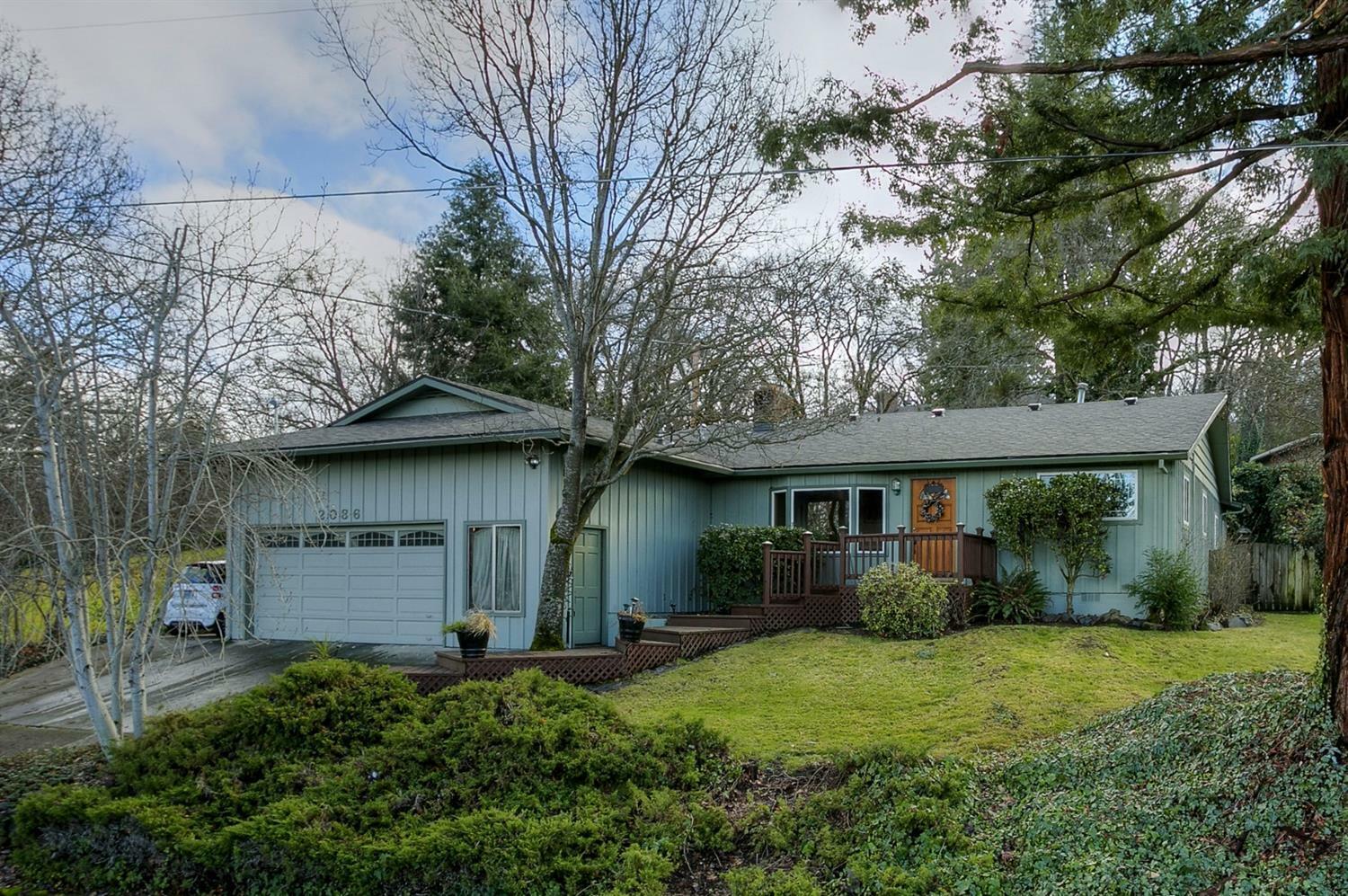 2086 Ridge Way  Medford OR 97504 photo