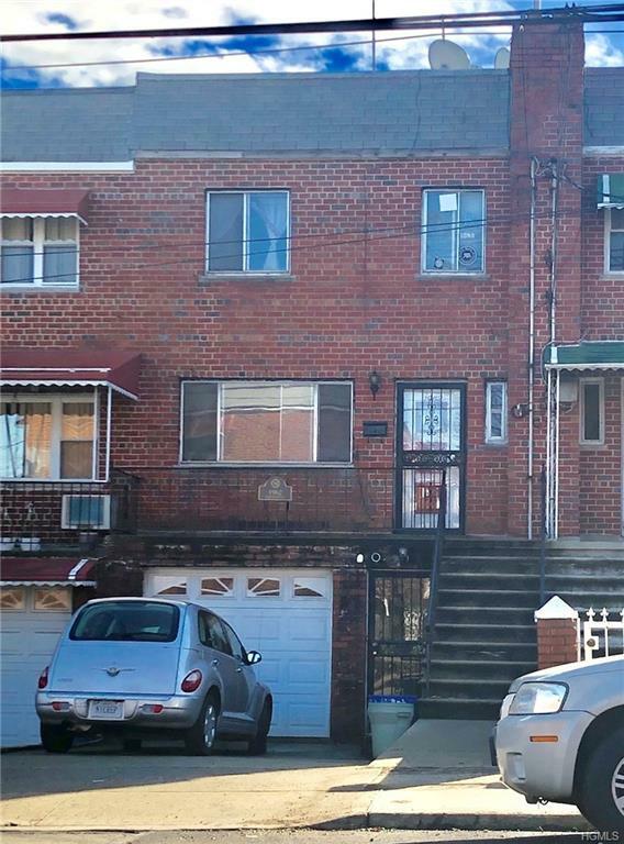 Property Photo:  1962 Nereid Avenue  NY 10466 